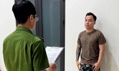 Đối tượng tổ chức sử dụng ma túy ra đầu thú sau thời gian dài lẩn trốn