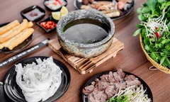 Quán phở bát đá Hà Nội thơm ngon, nổi tiếng