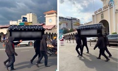 Khi nào xét xử nhóm người khiêng quan tài diễu phố trước chợ Bến Thành?