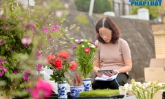 Tâm sự của người phụ nữ thăm mộ chồng cuối năm, đốt nhật ký gửi thương nhớ về  "thế giới bên kia "