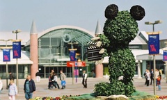 “Phép màu hạ tầng” phía sau các thủ phủ giải trí toàn cầu và cơ hội thế kỷ cho “Quận Nhất” Vịnh Tiên