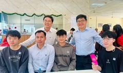 Sinh viên đón Tết tại ký túc xá Đại học Quốc gia TP.HCM được tặng 1 triệu đồng