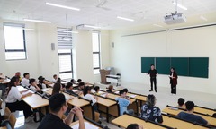 Trường đại học Ngoại ngữ dự kiến giảm 18 tổ hợp xét tuyển năm 2026, bỏ xét chứng chỉ ngoại ngữ kết hợp học bạ