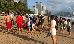 Phát hiện thi thể người đàn ông ngoại quốc trôi dạt vào bờ biển Nha Trang