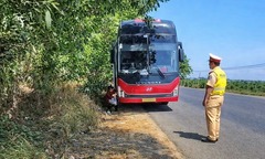 Xe 45 chỗ nhưng chở 61 người, tài xế và chủ bị đề xuất phạt 120 triệu đồng