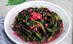 Loại rau “nhà nghèo” canxi gấp 9 lần nước hầm xương