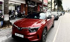 Tiết kiệm tới 25 triệu đồng tiền nhiên liệu mỗi tháng, chủ xe bày tỏ: “Biết thế mua VinFast VF 8 sớm hơn”