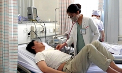 Nhiều người ở TP.HCM nhập viện nghi ngộ độc sau khi ăn bánh mì ở cùng một tiệm