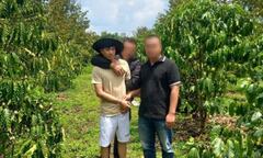 Bắt khẩn cấp đối tượng trốn nã về hành vi giao cấu với trẻ em