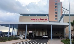 18 người ở TP.HCM nhập viện nghi ngộ độc khí clo 