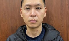 Hà Nội: Đối tượng truy nã tội cho vay lãi nặng ra đầu thú