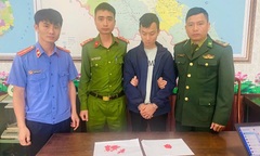 Tin pháp luật nổi bật 24h qua: Bắt đối tượng bán ma túy tại nhà, thu giữ số lượng lớn hồng phiến