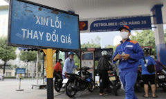 Giá xăng dầu biến động mạnh, Bộ Xây dựng chỉ đạo khẩn