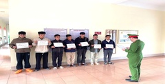 Danh tính thầy giáo tham gia mua bán 5 khẩu súng, 1.069 viên đạn vừa bị công an bắt giữ