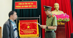 Khởi tố người đàn ông dùng dao tấn công hàng xóm sau khi uống rượu