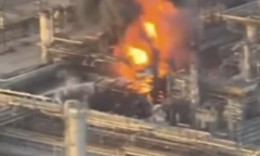 Nổ lớn làm rung chuyển nhà máy lọc dầu ở Mỹ