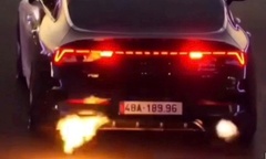 Clip: Xác minh vụ ô tô nghi nẹt pô, phát tia lửa trên đại lộ Đông Tây ở Đắk Lắk