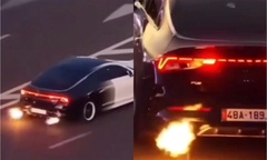 Vụ xe ô tô  "phun lửa " chạy trên đường: Tài xế vi phạm 5 hành vi nào?