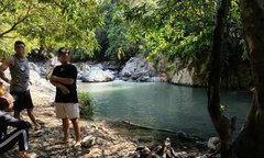 4 học sinh rủ nhau đi tắm suối, một em bị đuối nước tử vong ở Khánh Hòa