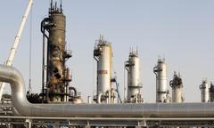 Mỹ công bố lệnh trừng phạt mới nhằm vào ngành dầu mỏ Iran