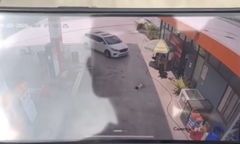 Vụ bé gái 2 tuổi bị ô tô cán tử vong tại cây xăng ở TP.HCM: Công an trích xuất camera làm rõ nguyên nhân