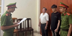 Khởi tố thanh niên dương tính ma túy, lao xe vào chốt kiểm soát ở Huế