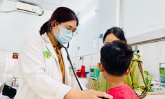 Bộ Y tế vào cuộc vụ 25 học sinh nghi ngộ độc tại trường tiểu học ở TP.HCM