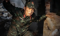 Steven Nguyễn được Bộ trưởng Bộ Quốc phòng trao bằng khen