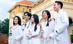 Tin tức giáo dục 24h: Bộ trưởng GD&ĐT được trao quyền giải thể trường đại học