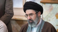  Iran công bố “các quy định mới” đối với eo biển Hormuz