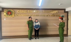  "Bóng hồng " sa ngã: Làm giả  "sổ đỏ " để vay tiền,  "nữ quái " bị khởi tố 2 tội danh