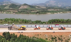 Toàn cảnh đại công trường mở rộng cao tốc Nội Bài – Lào Cai gần 7.700 tỷ đồng