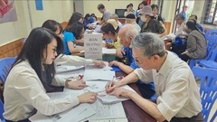 Đang hưởng lương hưu, đi làm thêm có phải đóng BHXH bắt buộc?