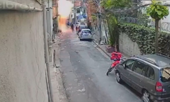 Camera ghi lại khoảnh khắc nổ khí gas rung chuyển cả khu phố, 1 người chết, 3 người bị thương