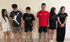 Kiểm tra phòng trọ của một cô gái, công an bắt giữ 3 cặp nam nữ đang  "bay lắc "
