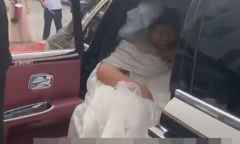 Đón dâu bằng Rolls-Royce, chú rể vẫn phải  "chịu thua " trước cửa nhà vì một phong tục khó đỡ