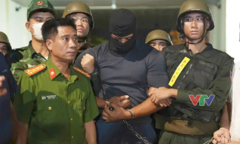 Góc nhìn pháp lý vụ án hai người nước ngoài nổ súng bắn người: Hai nghi phạm có thể đối diện mức án nào?