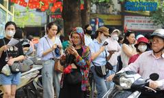 Phụ huynh ở Hà Nội nói về áp lực thi lớp 10: “Hiểu con quan trọng hơn kỳ vọng”