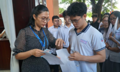 Đề thi đánh giá năng lực nghi bị  "sao chép ": ĐH Quốc gia TPHCM nói gì?