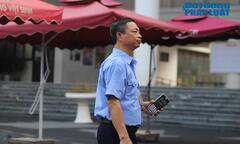Ngày thi môn Toán vào lớp 10 tại Hà Nội: Sĩ tử tự tin  "vượt vũ môn ", người quên máy tính, đồng hồ sát giờ thi
