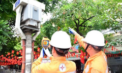 Tin thị trường 24h: Ngành điện cảnh báo  "nóng " về hóa đơn tiền điện tháng 6
