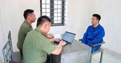 Bóc gỡ đường dây tiêu thụ hàng trăm khẩu súng ngụy trang dưới tên gọi “súng thông bồn cầu”