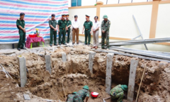 Phát hiện và quy tập 4 hài cốt liệt sĩ trong quá trình thi công bệnh viện gần sông Thạch Hãn