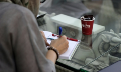 Tin tức giáo dục 24h: Chấm sai 63.000 bài thi IELTS, Cambridge bị phạt nặng