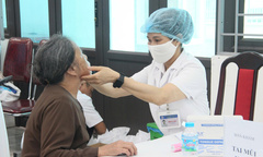 Hà Nội duyệt gói hỗ trợ lớn cho bác sĩ, ưu tiên nhân lực cấp cứu 115 và trạm y tế