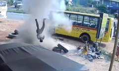 Tin tức giao thông 24h: Clip nổ lốp ô tô như bom, hất văng nam thanh niên 19 tuổi lộn nhào lên không trung