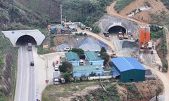 Tăng tốc mở rộng cao tốc Nội Bài - Lào Cai trước mùa mưa lũ