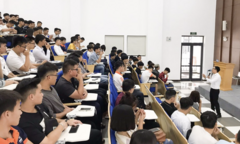  Từ  "kiểm soát đầu vào " đến  "giám sát chất lượng, hiệu quả đầu ra ": Bước chuyển mới trong quản lý giáo dục đại học