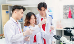  Trường đại học Dược Hà Nội có 41 thí sinh được xét tuyển thẳng, chi tiết gồm những cái tên nào?