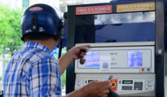 Giá xăng giảm về sát 20.000 đồng/lít từ 15h ngày 2/7 